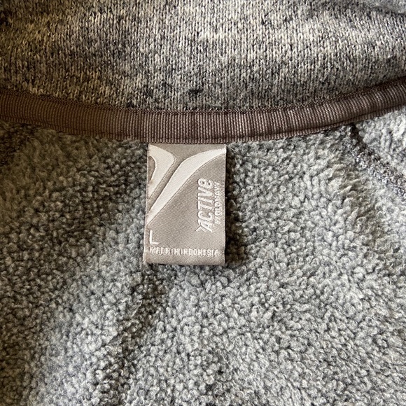 Gray old navy sports sweater - Picture 3 of 3